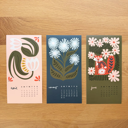 2027 desktop calendar - showing months April, May and June